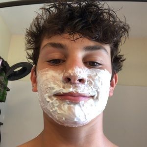 Meet your Posher, Sam